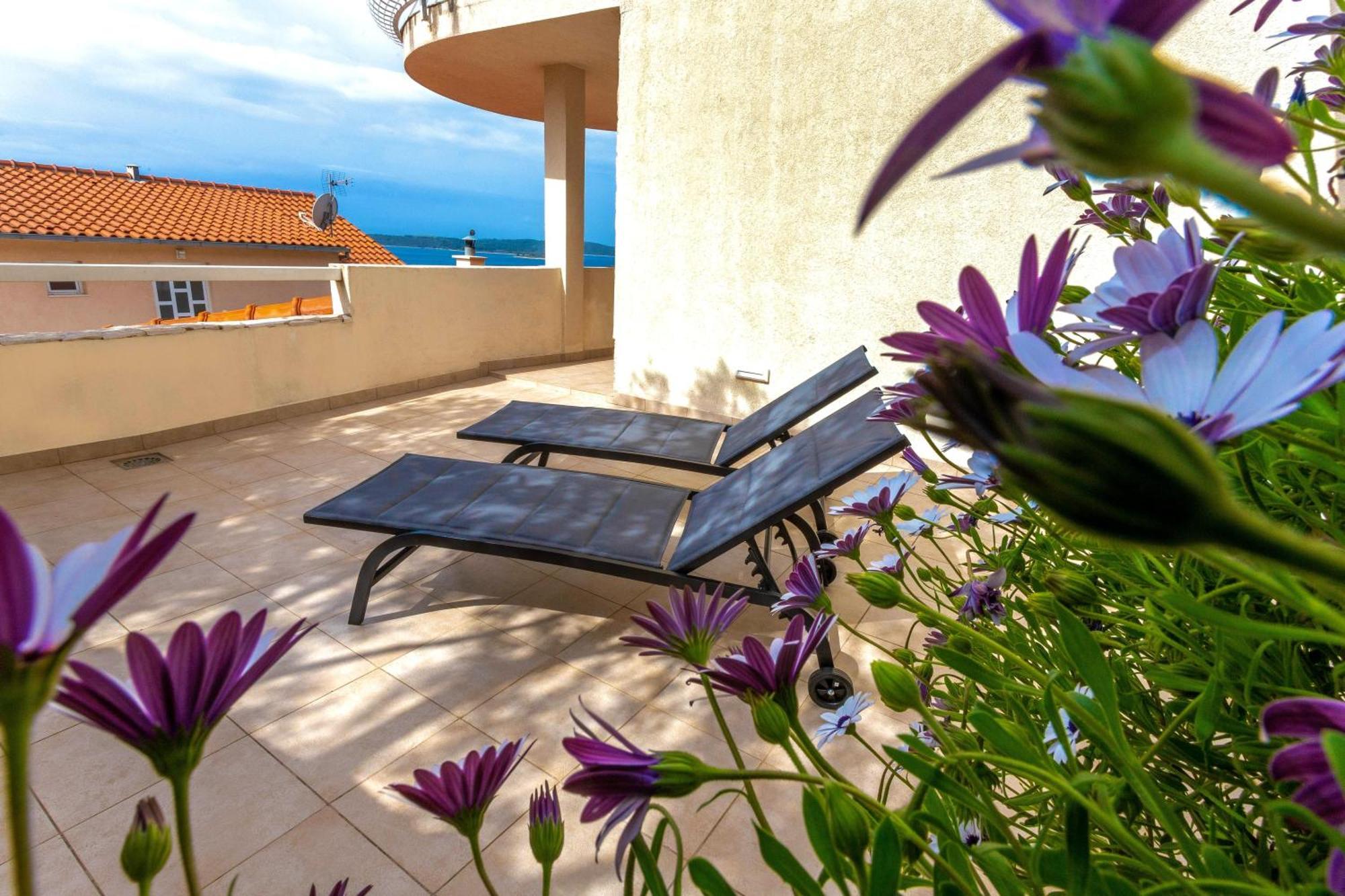 Apartments Tatjana Dominis Hvar Town Eksteriør billede