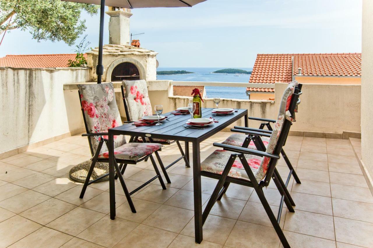 Apartments Tatjana Dominis Hvar Town Eksteriør billede