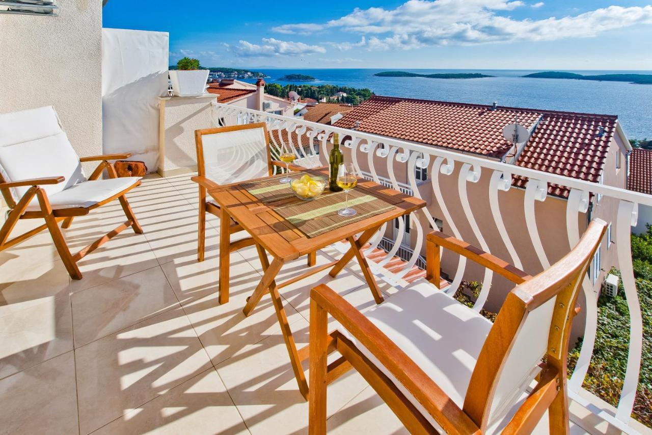 Apartments Tatjana Dominis Hvar Town Eksteriør billede